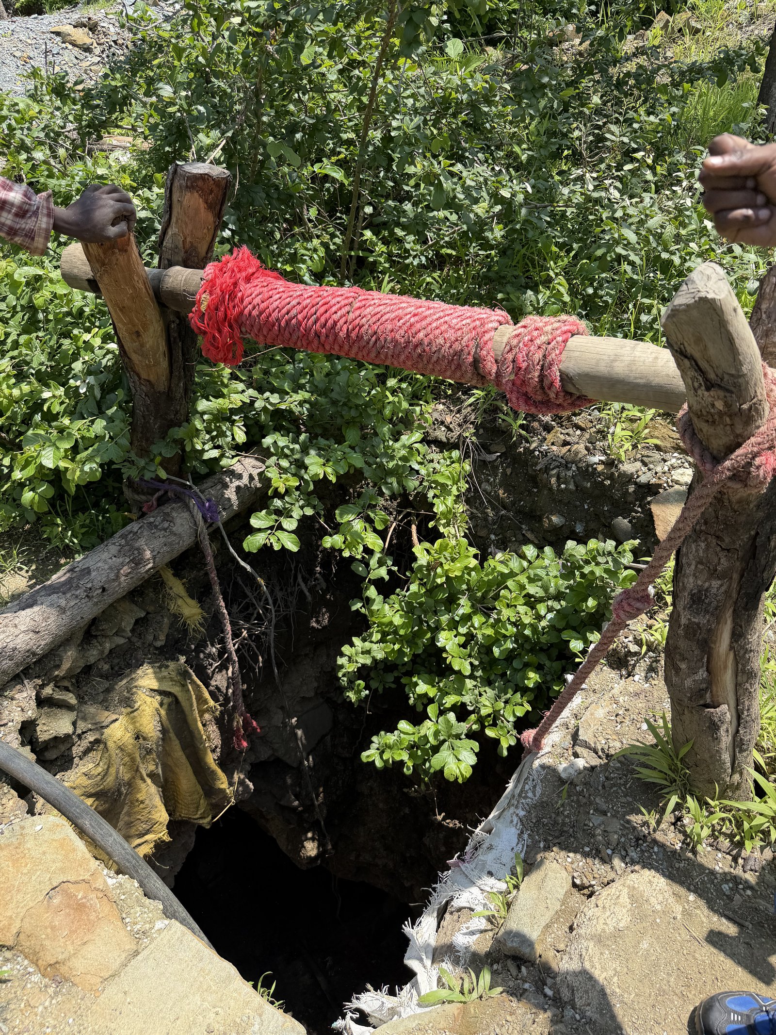 Ore extraction winch