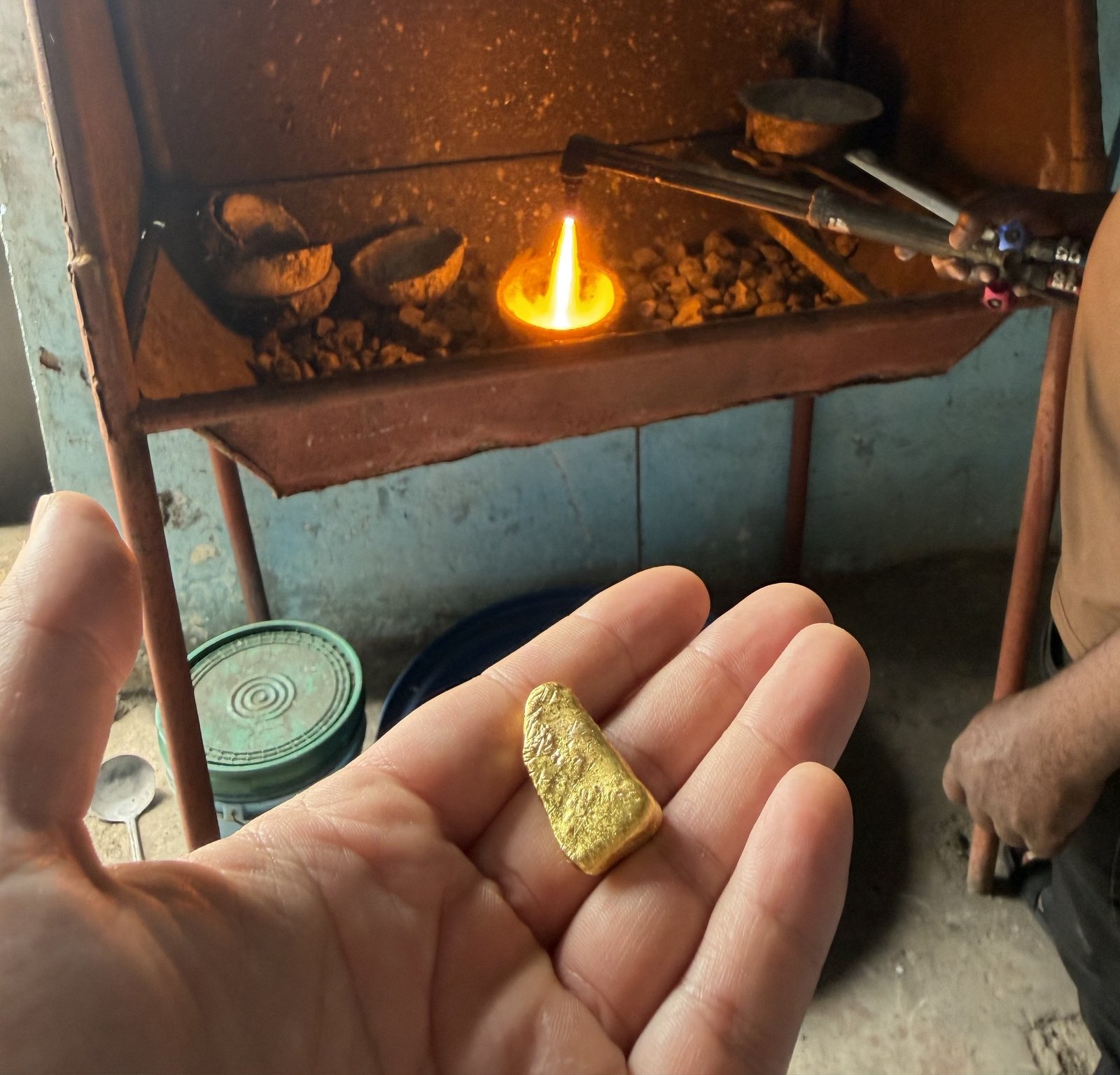 Gold smelted on site